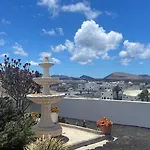 Casa Vitto * تيناجون